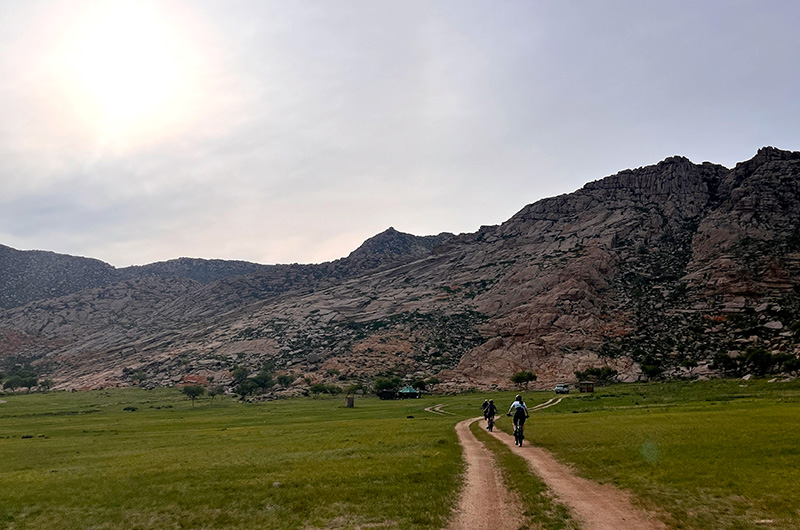 Mountain biking tour in Mongolia